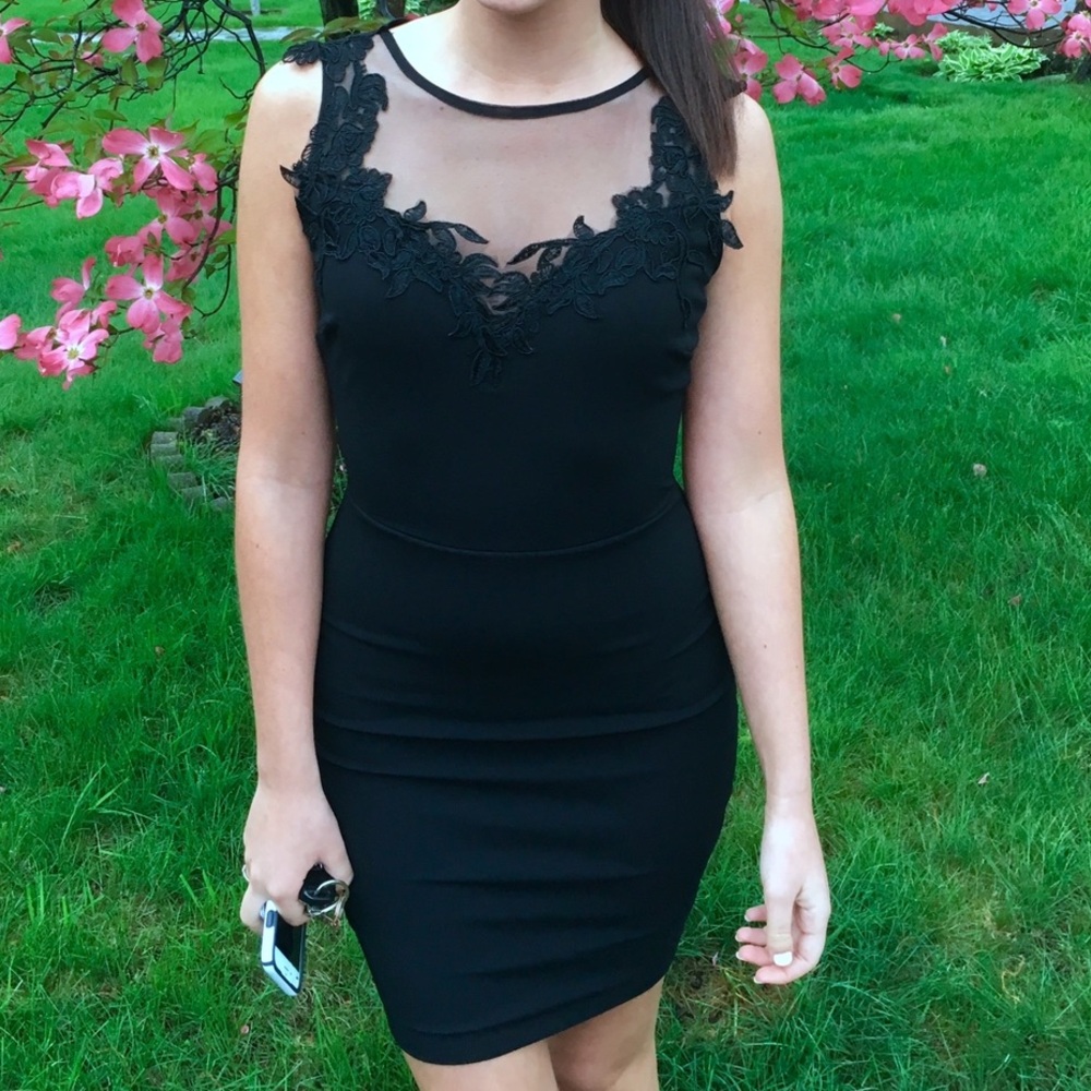 Black Open Back Floral Lace Midi Dress